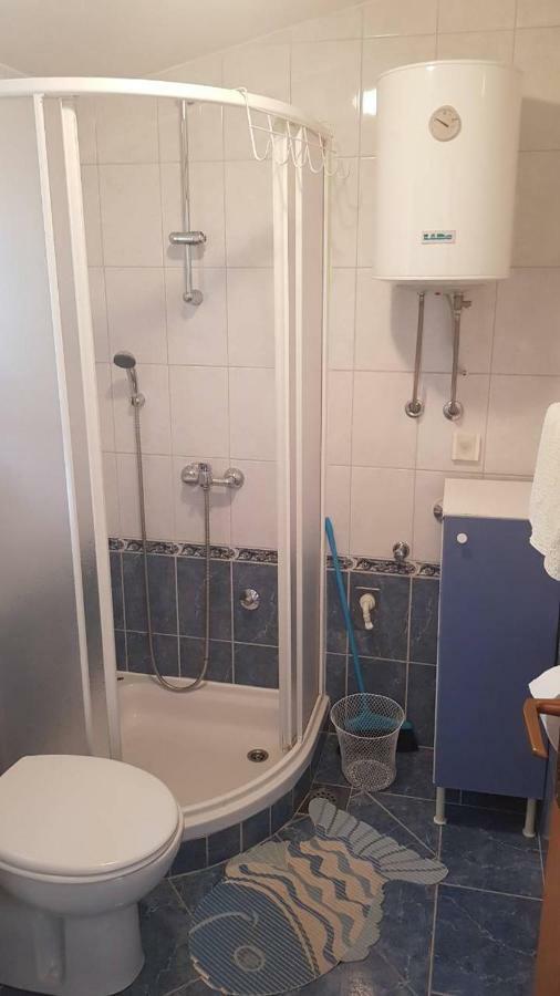 Apartmani Herceg Karlobag Zewnętrze zdjęcie